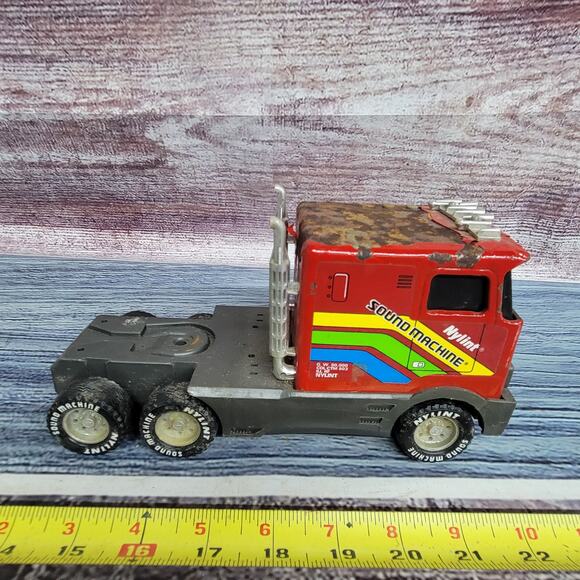 Nylint Pressed Steel muscle machine cabover semi no sound parts/repair red - Picture 1 of 12